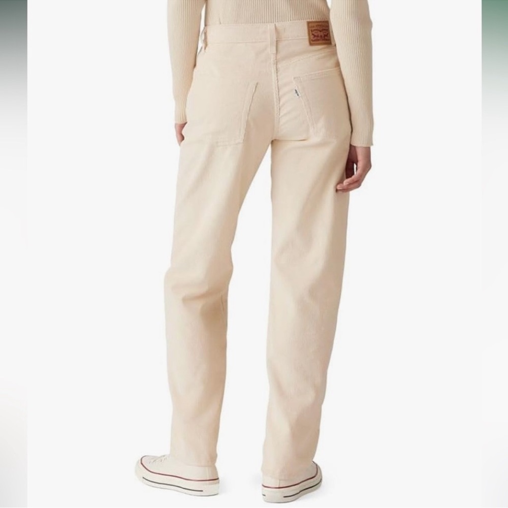Levi's Women's Straight Leg Cream Jeans 27 x 31 corduroy